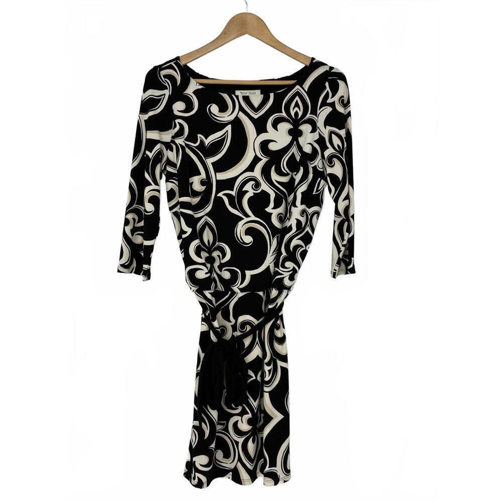 WHBM Black and White Scroll Patterned Dress with Waist Tie 3/4 sleeve Size Small